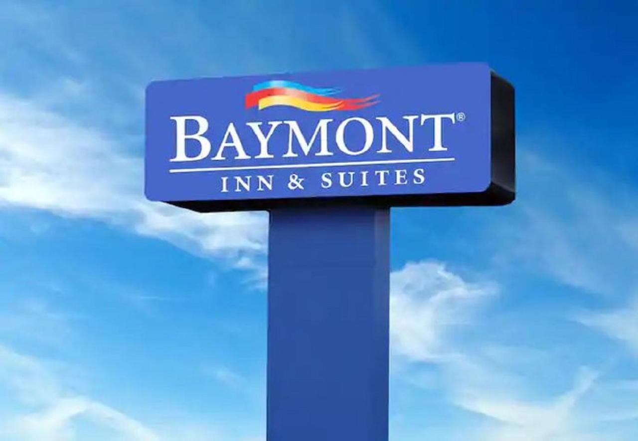 Hotel Baymont By Wyndham Madison Esterno foto