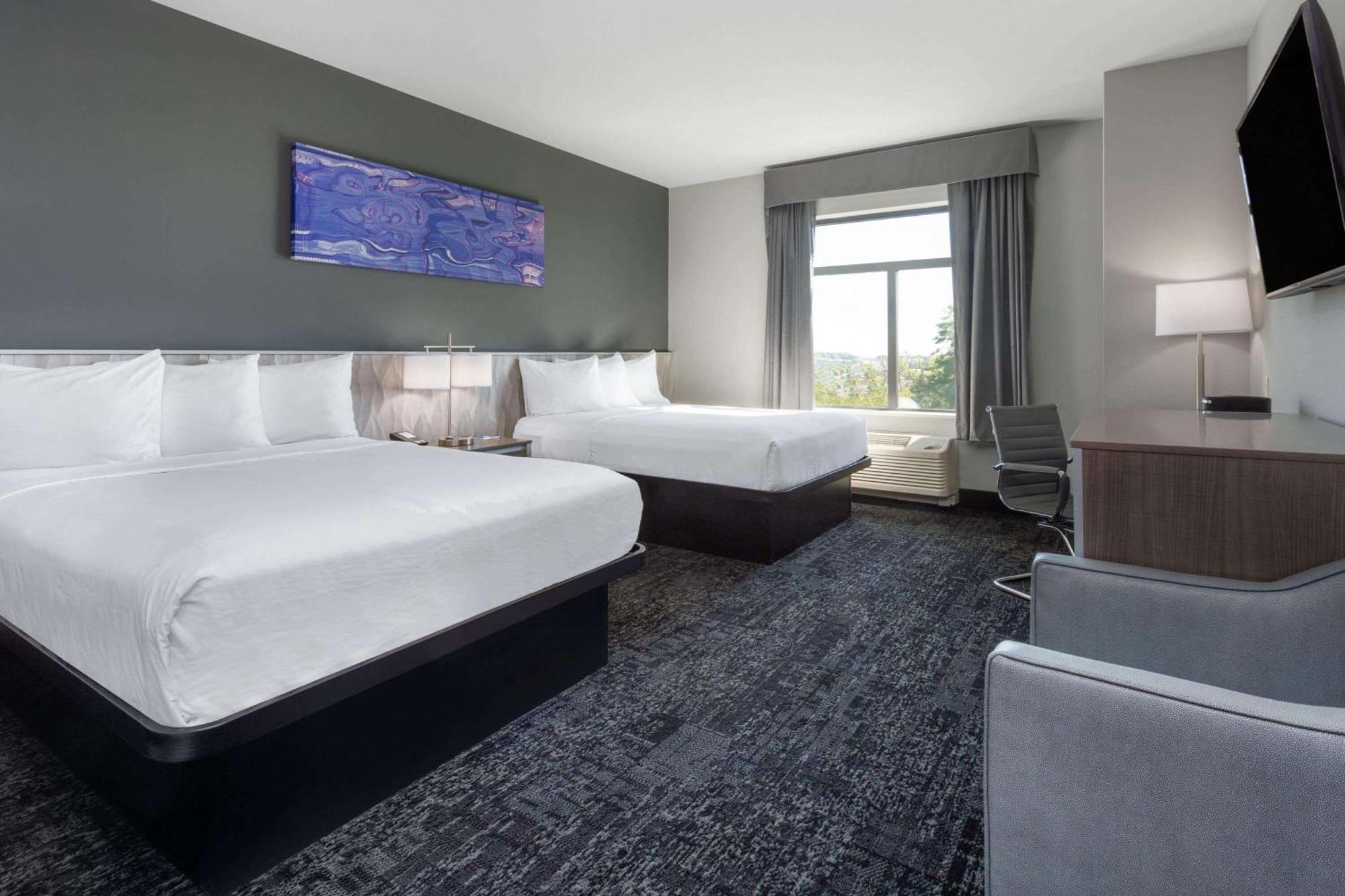 Hotel Baymont By Wyndham Madison Esterno foto
